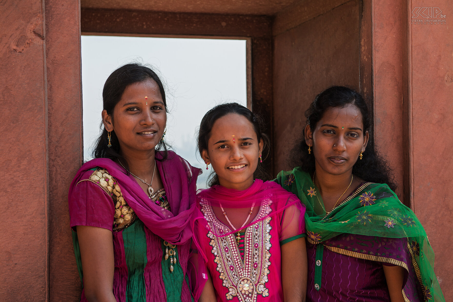 Agra - Agra fort - Girls Some young Indian girls in the Agra fort. Stefan Cruysberghs